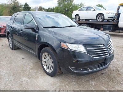 2019 LINCOLN MKT LIVERY