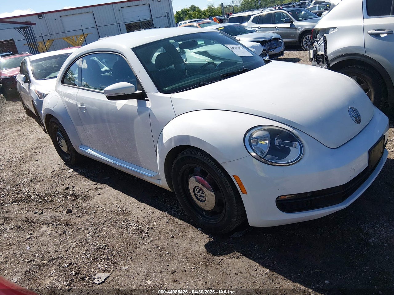 3VWH17AT8EM****** · 2014 VOLKSWAGEN BEETLE 1.8T