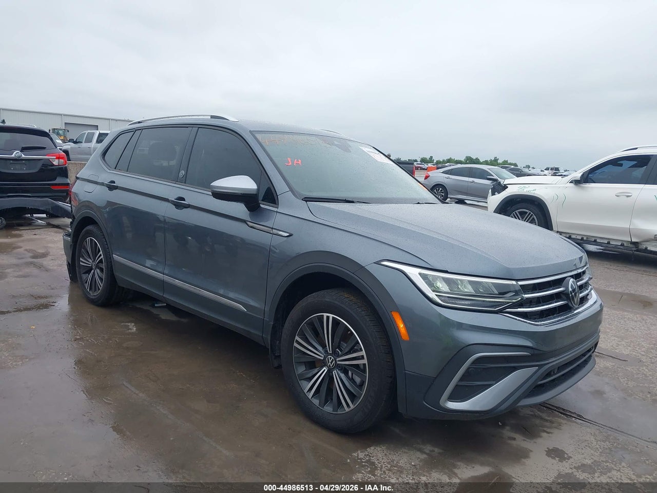 3VVTB7AX8RM****** · 2024 VOLKSWAGEN TIGUAN 2.0T WOLFSBURG EDITION