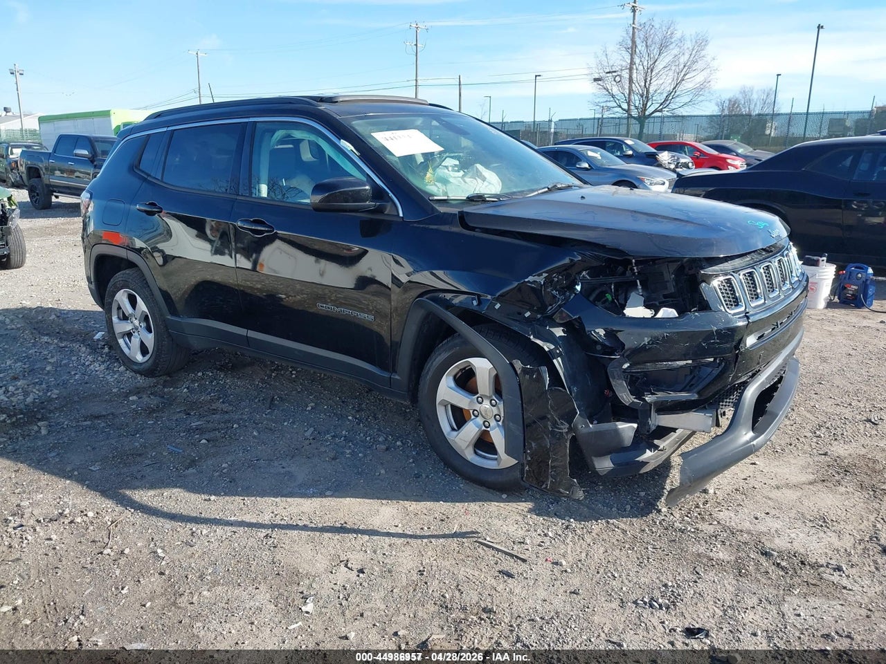 3C4NJDBB6JT****** · 2018 JEEP COMPASS LATITUDE 4X4