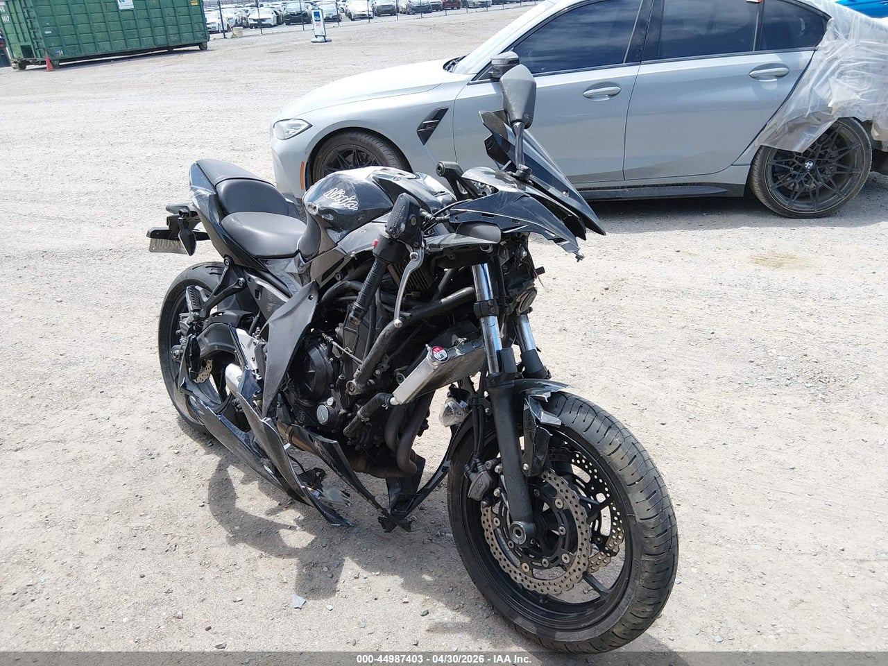 JKAEXEJ10HD****** · 2017 KAWASAKI EX650 J