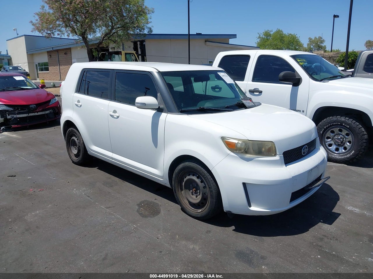 JTLKE50E681****** · 2008 SCION XB
