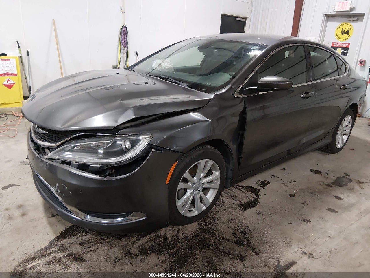 2015 CHRYSLER 200 LIMITED · 2/11