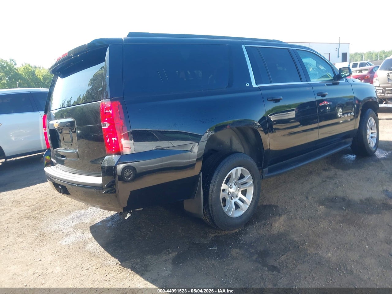 2019 CHEVROLET SUBURBAN LT · 4/11