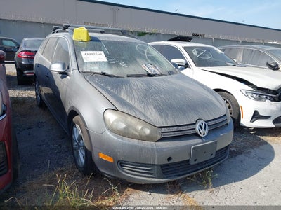 3VWTZ7AJ7AM****** · 2010 VOLKSWAGEN JETTA SE