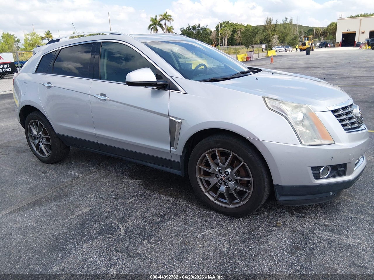 3GYFNCE36GS****** · 2016 CADILLAC SRX PERFORMANCE COLLECTION