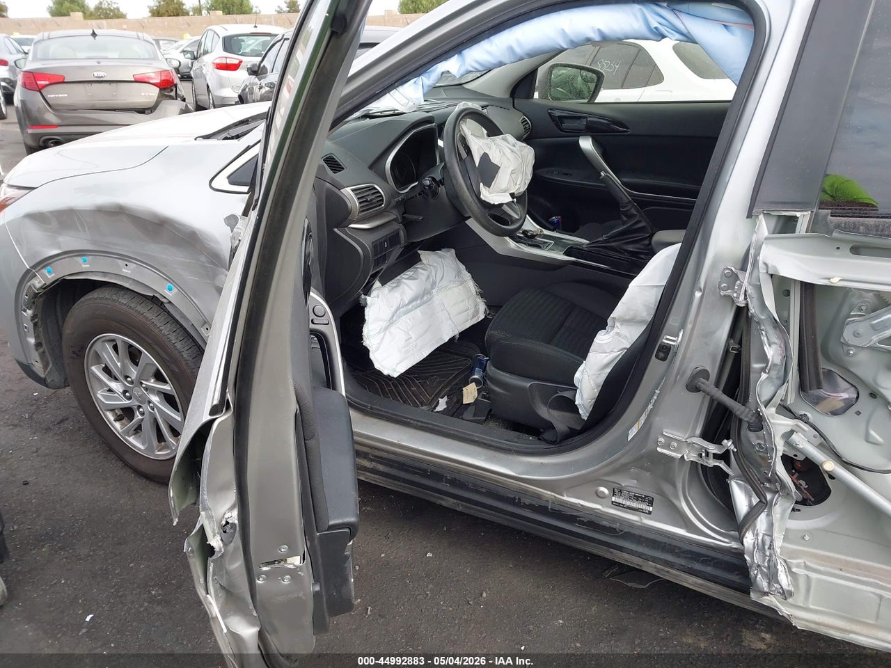 2019 MITSUBISHI ECLIPSE CROSS ES · 5/10