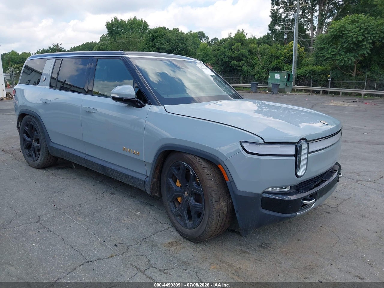 7PDSGABA4PN****** · 2023 RIVIAN R1S ADVENTURE