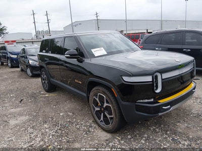 7PDSGABA1RN****** · 2024 RIVIAN R1S ADVENTURE QUAD MOTOR LARGE PACK