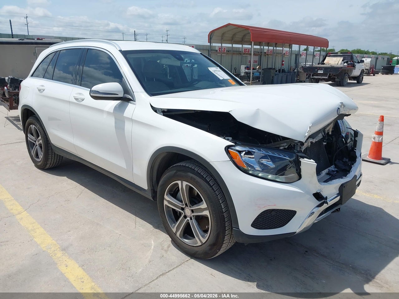WDC0G4JB9HF****** · 2017 MERCEDES-BENZ GLC 300