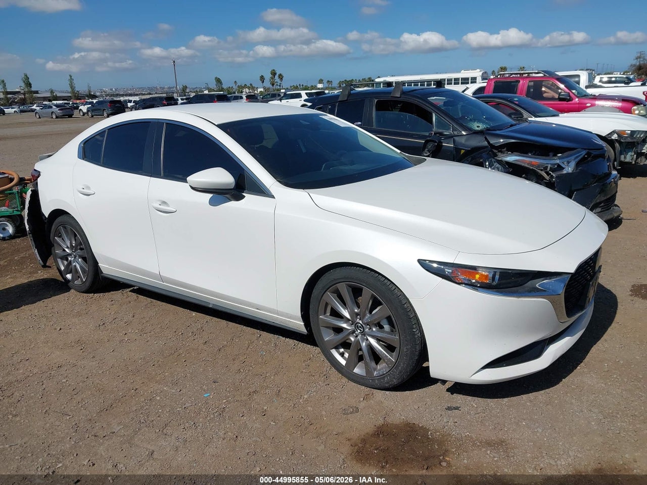 JM1BPACL2K1****** · 2019 MAZDA MAZDA3 SELECT PACKAGE