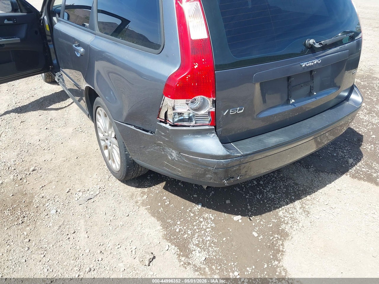 2007 VOLVO V50 T5 · 6/11