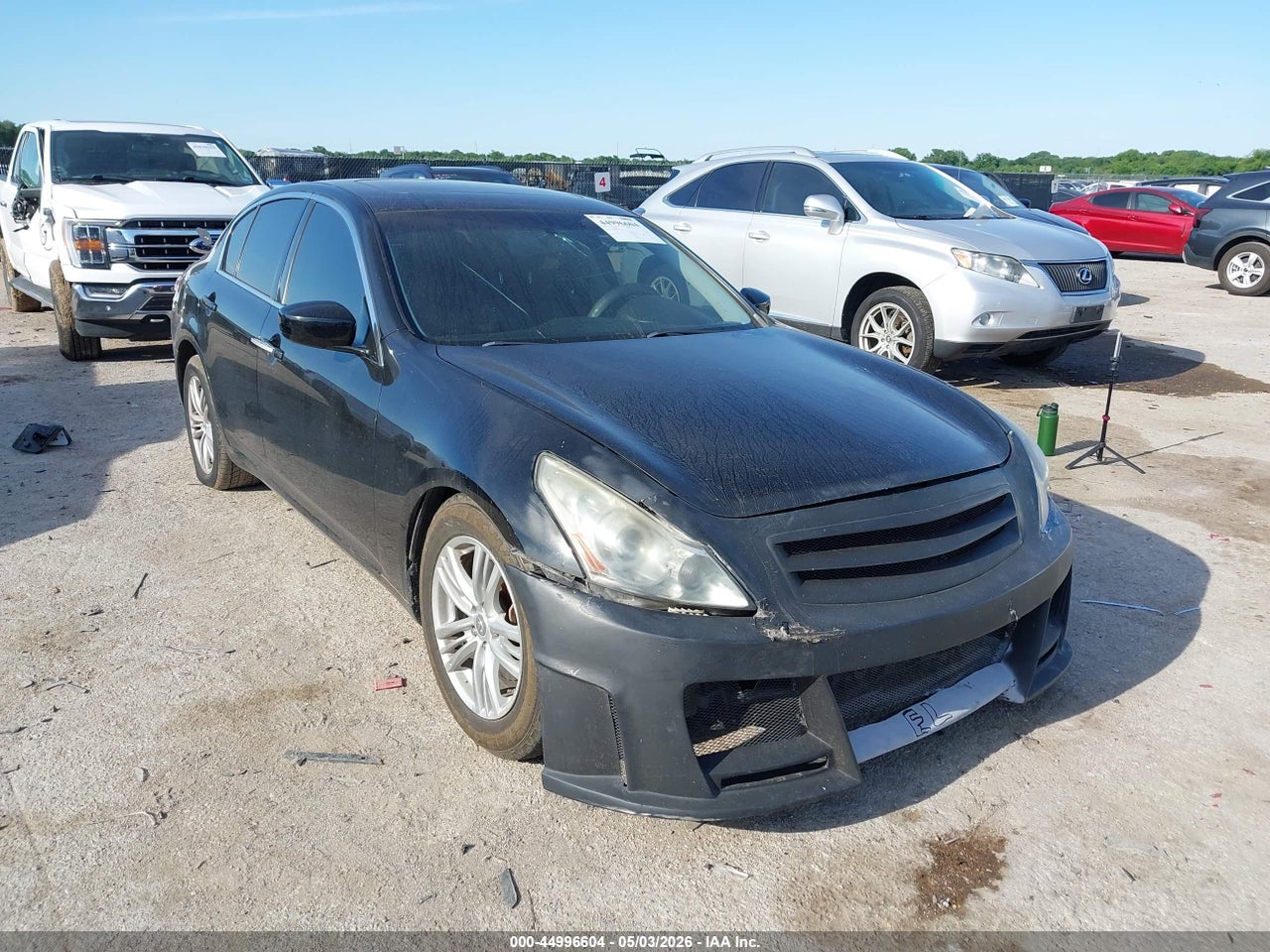 JN1CV6AP7BM****** · 2011 INFINITI G37 JOURNEY