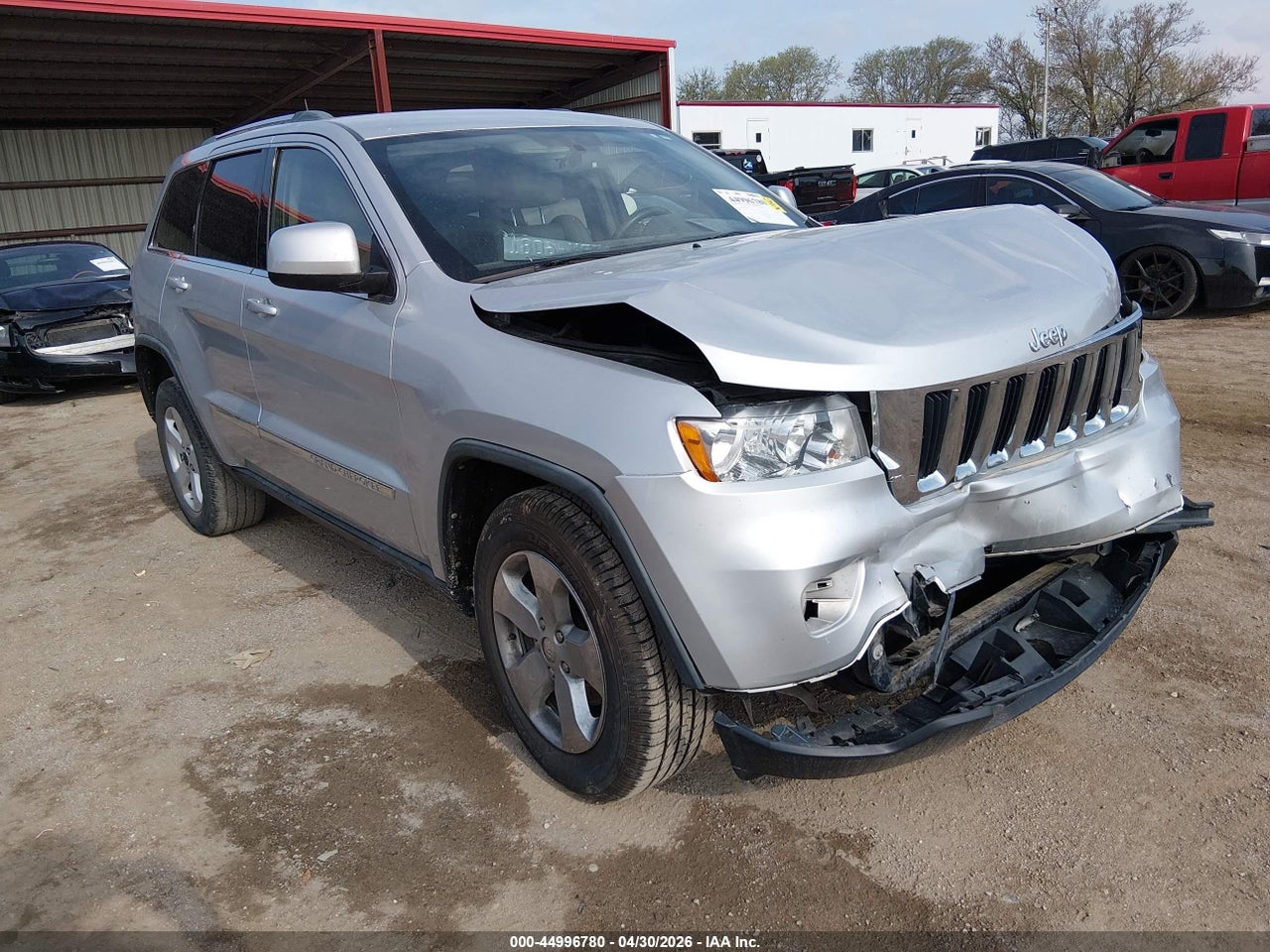 1J4RR4GG0BC****** · 2011 JEEP GRAND CHEROKEE LAREDO