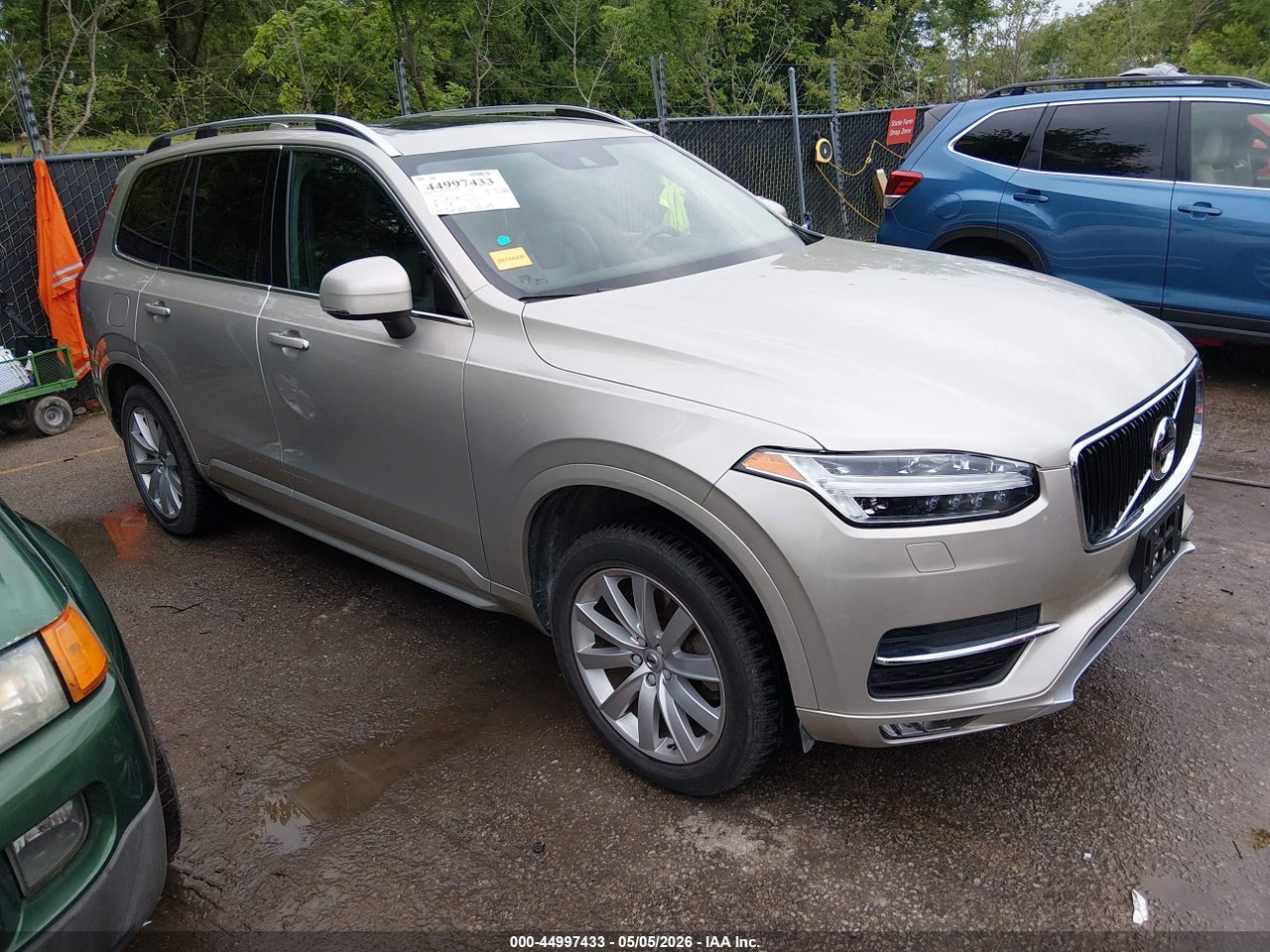 YV4A22PK7J1****** · 2018 VOLVO XC90 T6 MOMENTUM