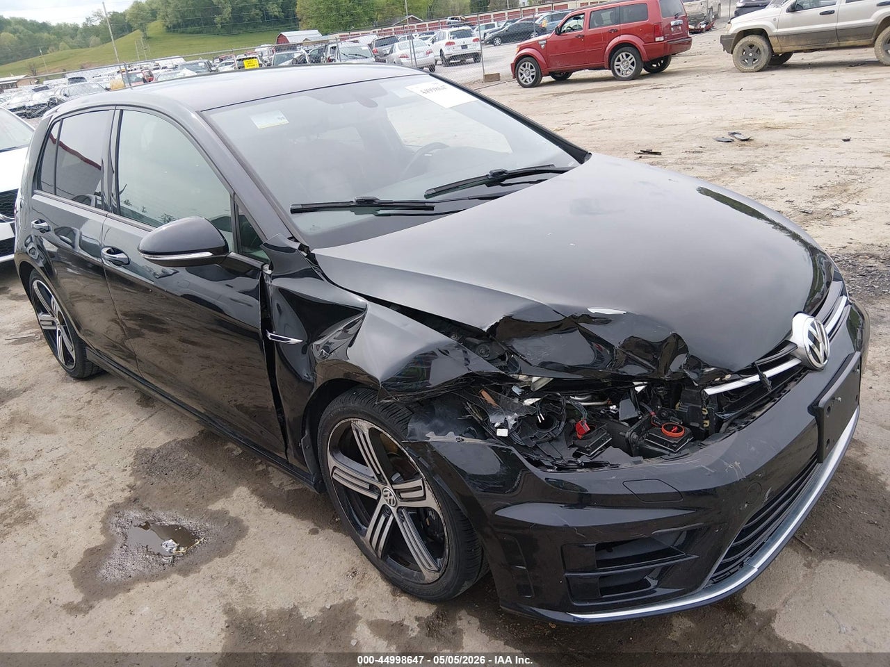 WVWUF7AUXGW****** · 2016 VOLKSWAGEN GOLF R 4-DOOR