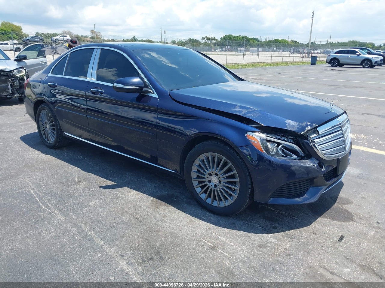 55SWF4KB6FU****** · 2015 MERCEDES-BENZ C 300 LUXURY 4MATIC