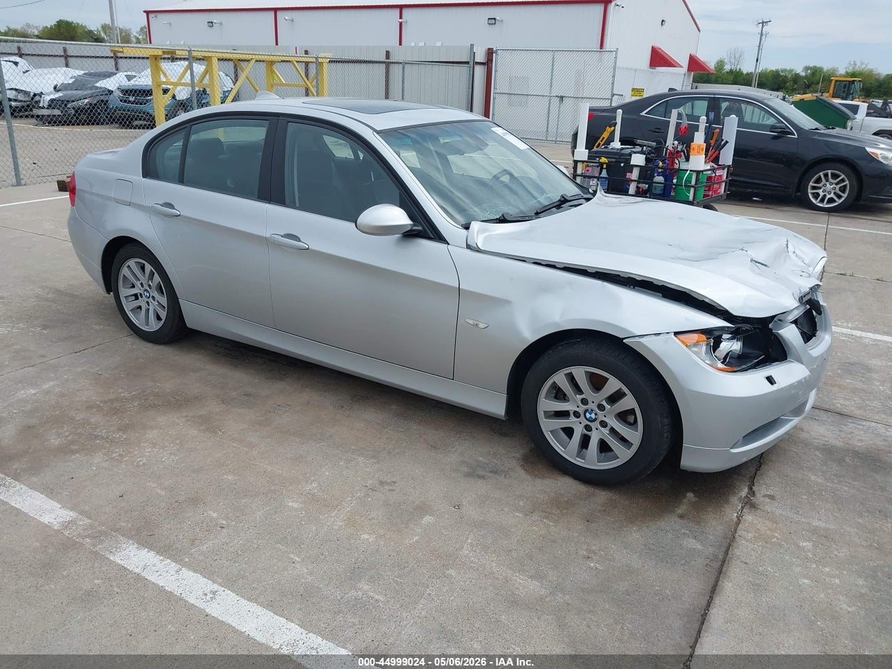 WBAVC73527K****** · 2007 BMW 328XI