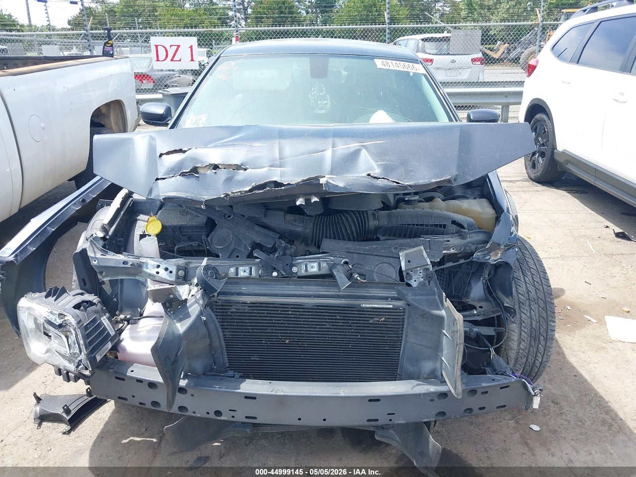 2017 CHRYSLER 300 LIMITED · 6/10