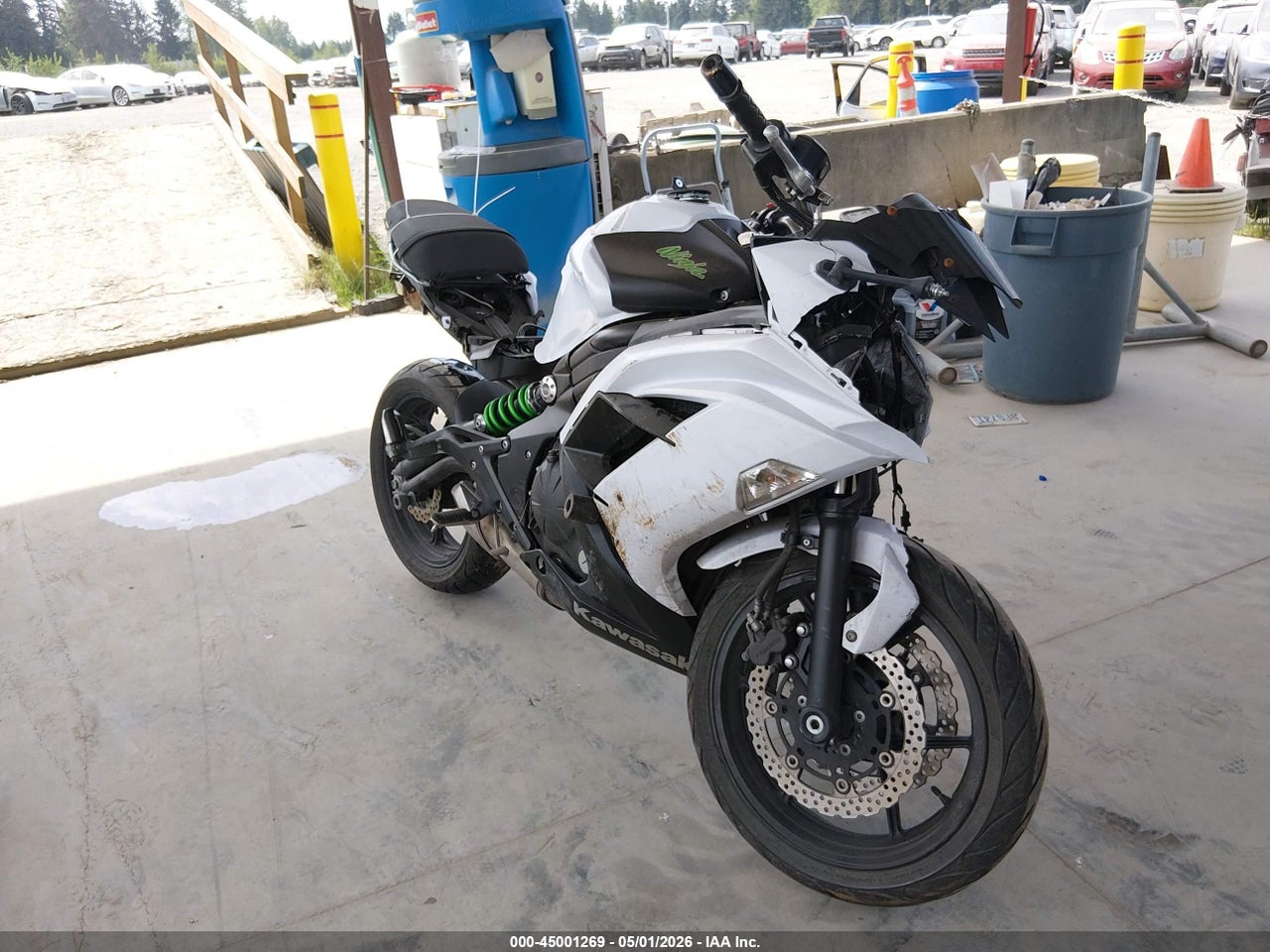 JKAEXEE17FD****** · 2015 KAWASAKI EX650 E