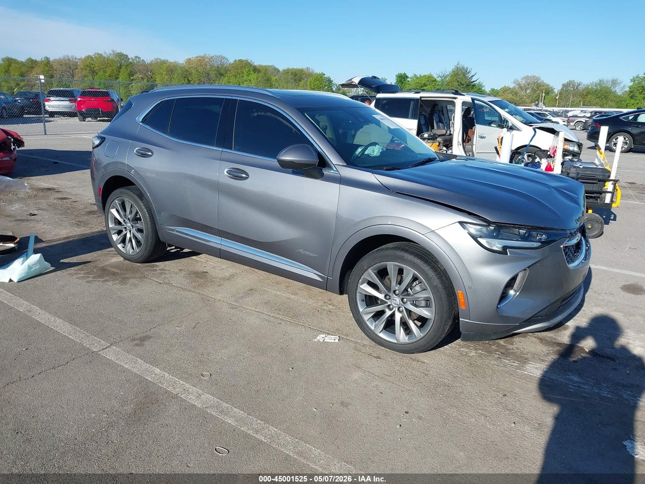 LRBFZRR49ND****** · 2022 BUICK ENVISION FWD AVENIR