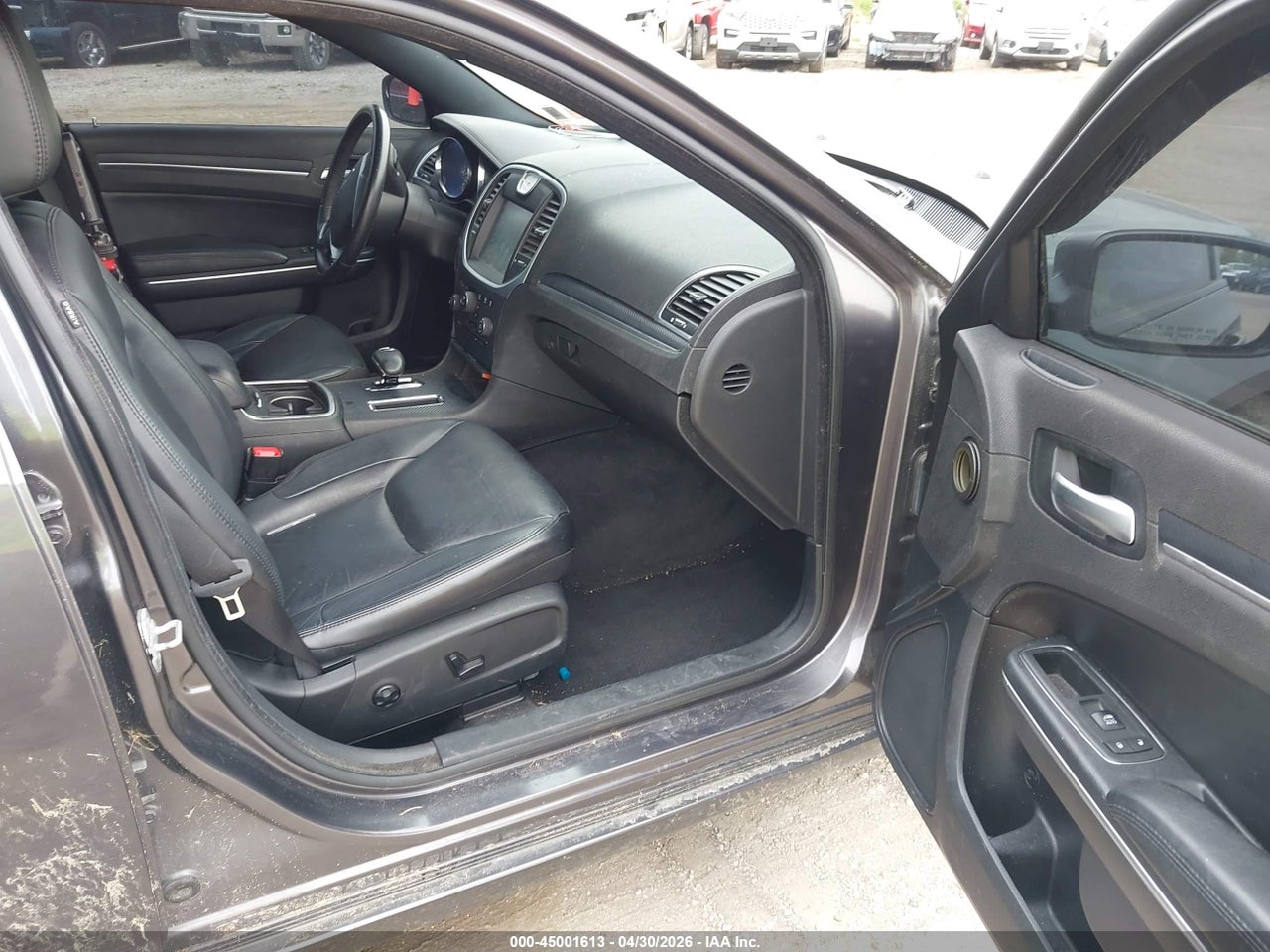 2013 CHRYSLER 300 MOTOWN · 5/10