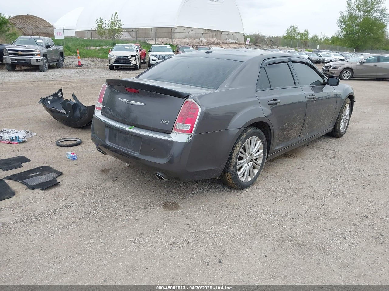 2013 CHRYSLER 300 MOTOWN · 4/10