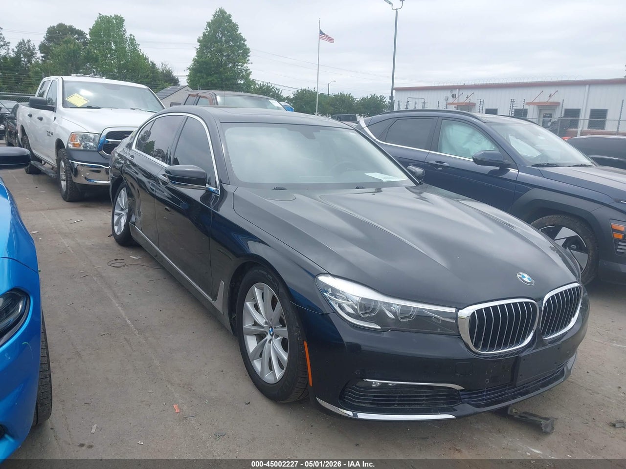 WBA7E2C58HG****** · 2017 BMW 740I