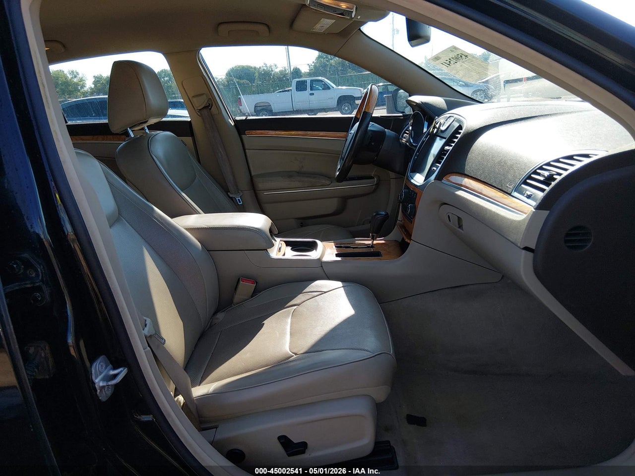 2C3CCAET1EH****** · 2014 CHRYSLER 300C   · 5/11