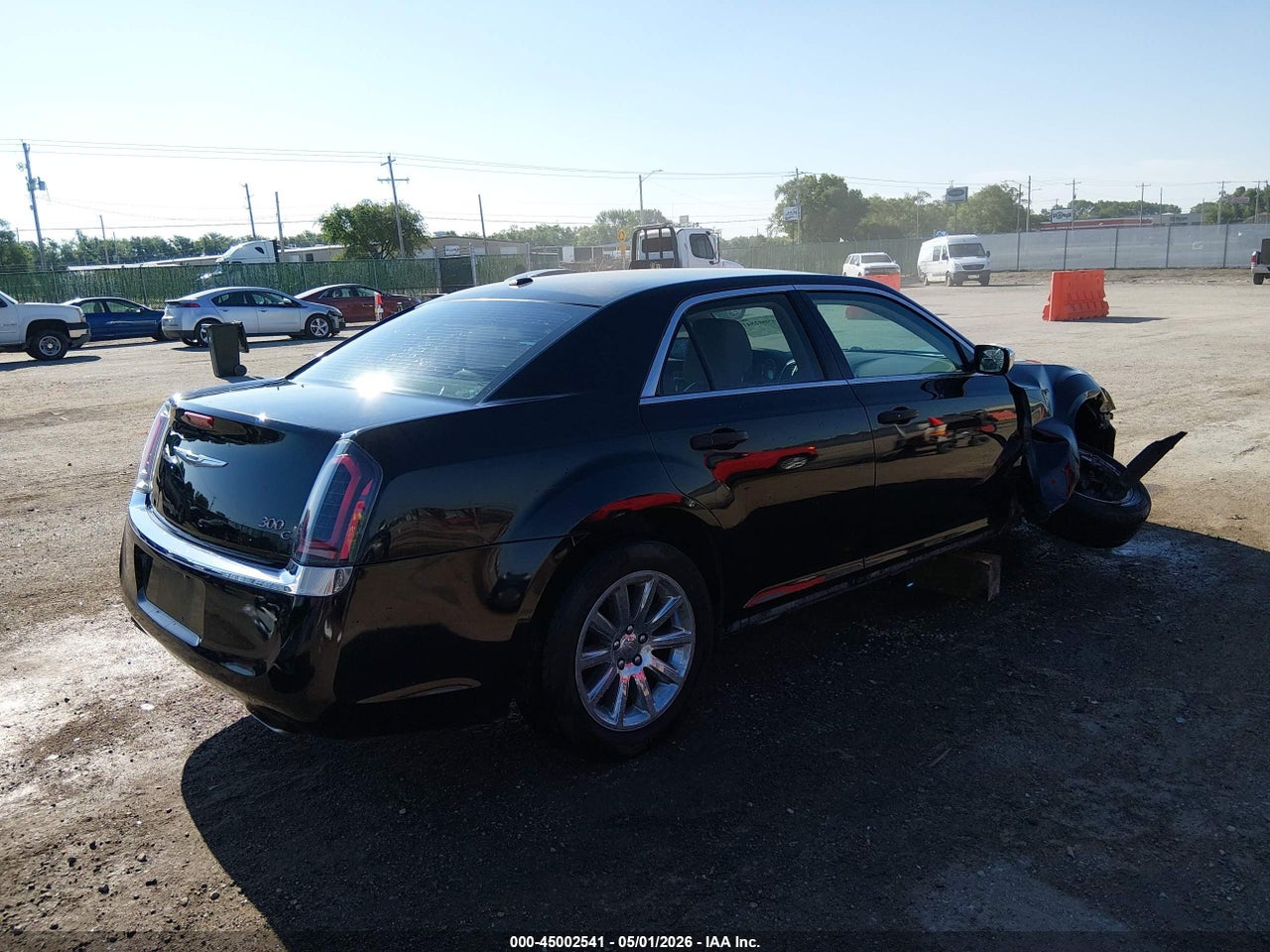2C3CCAET1EH****** · 2014 CHRYSLER 300C   · 4/11