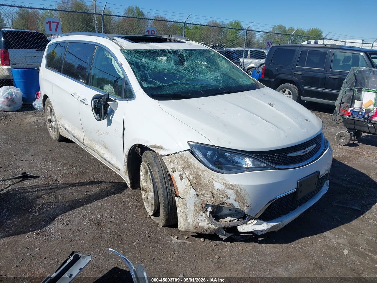 2C4RC1GG1KR****** · 2019 CHRYSLER PACIFICA LIMITED