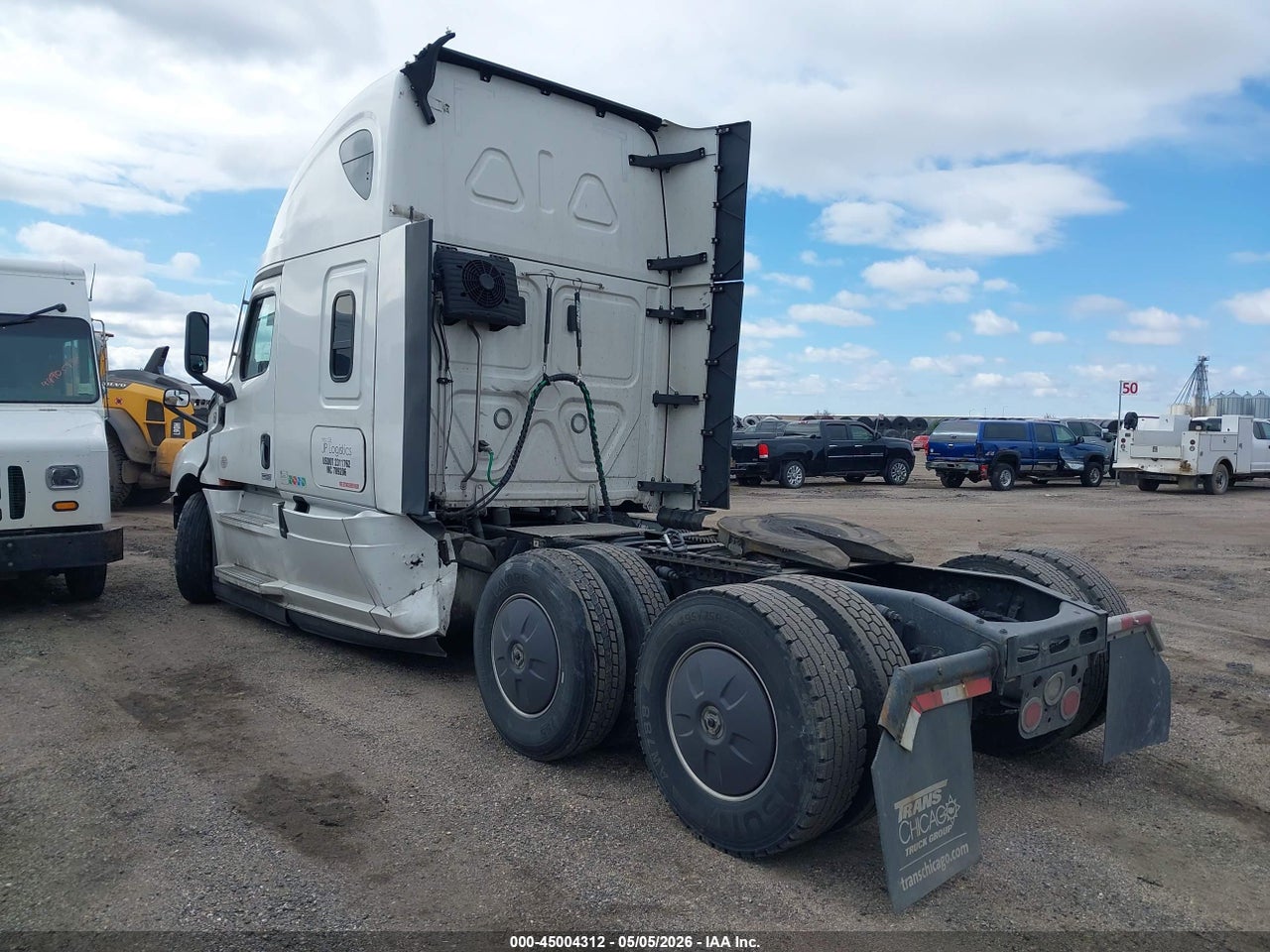2023 FREIGHTLINER NEW CASCADIA 126 · 3/4
