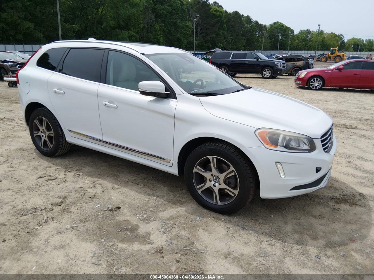 YV4902RB9F2****** · 2015 VOLVO XC60 T6