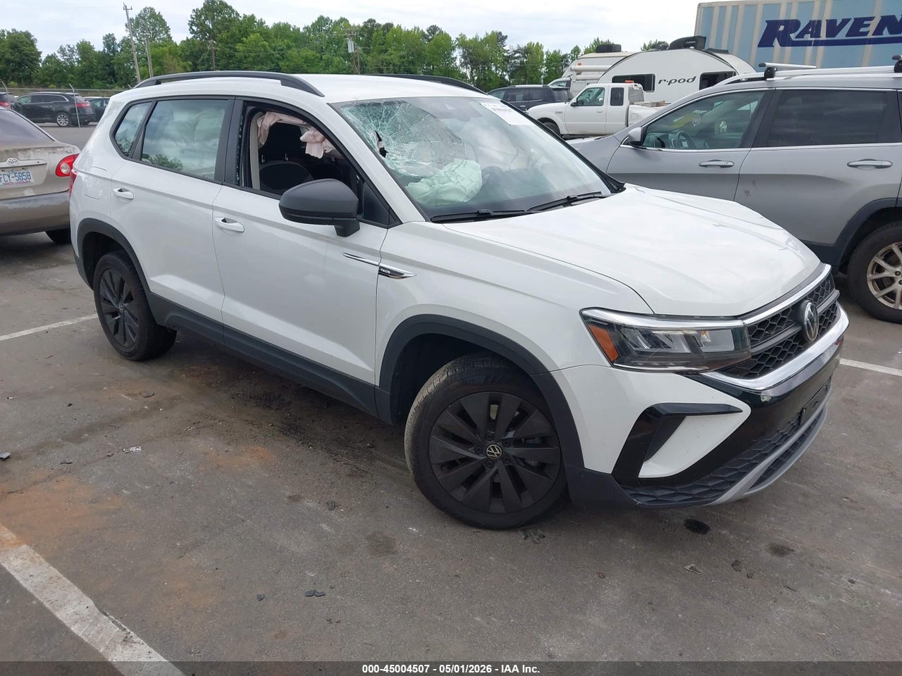 3VV5X7B28RM****** · 2024 VOLKSWAGEN TAOS 1.5T S