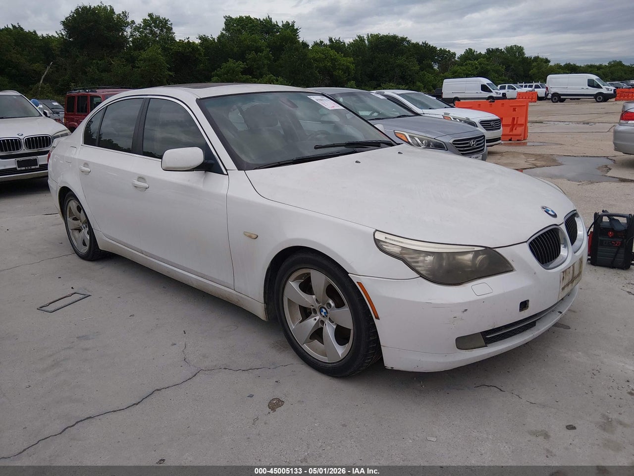 WBANU53548C****** · 2008 BMW 528I