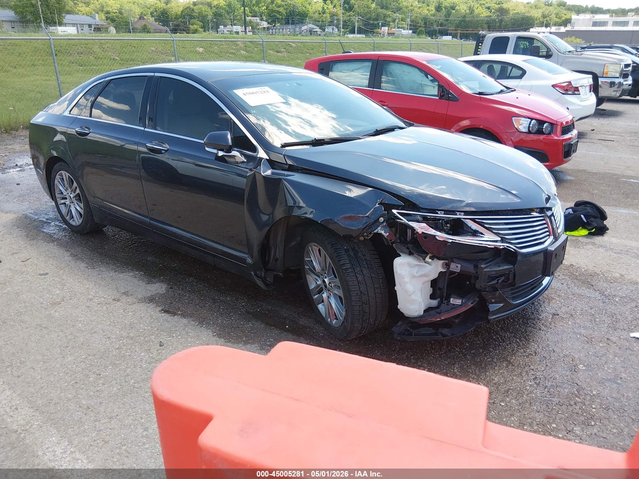 3LN6L2LU6ER****** · 2014 LINCOLN MKZ HYBRID