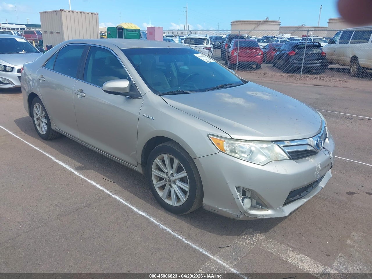 4T1BD1FK0DU****** · 2013 TOYOTA CAMRY HYBRID XLE
