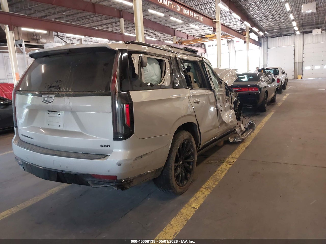 2021 CADILLAC ESCALADE 4WD SPORT PLATINUM · 4/11
