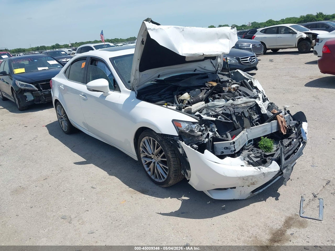 JTHBA1D26G5****** · 2016 LEXUS IS 200T