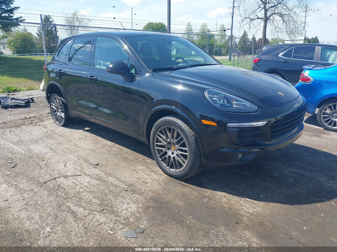 WP1AA2A20HK****** · 2017 PORSCHE CAYENNE PLATINUM EDITION
