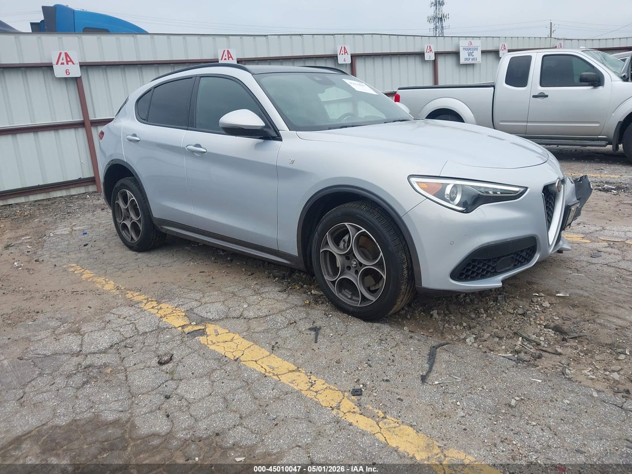 ZASPAKBN2P7****** · 2023 ALFA ROMEO STELVIO TI AWD