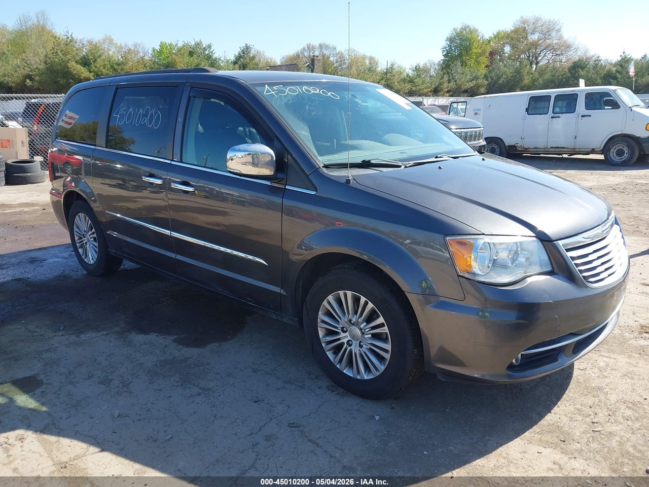 2C4RC1CGXFR****** · 2015 CHRYSLER TOWN &amp; COUNTRY TOURING-L