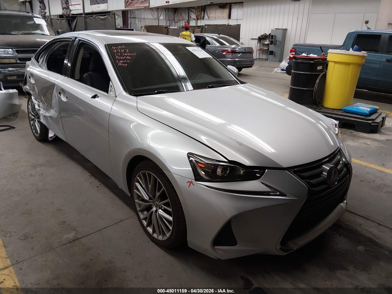 JTHBA1D25H5****** · 2017 LEXUS IS 200T
