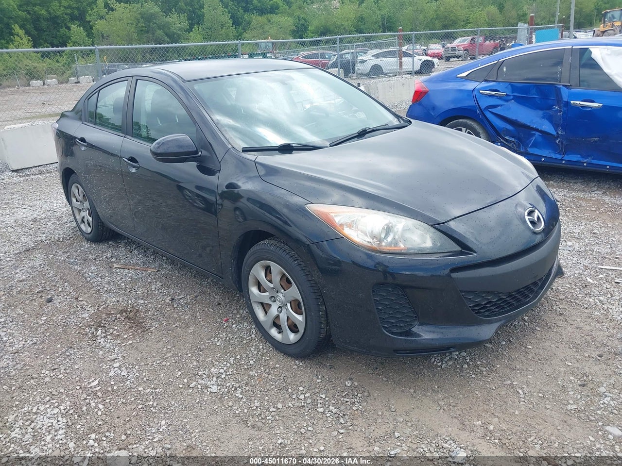 JM1BL1UF2C1****** · 2012 MAZDA MAZDA3 I SPORT