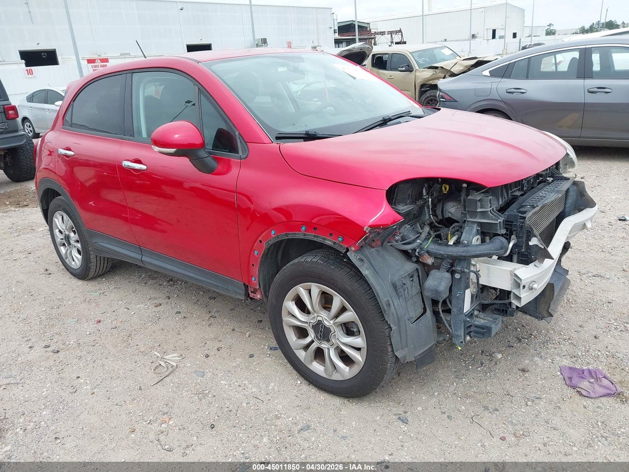 ZFBCFYBT6GP****** · 2016 FIAT 500X EASY