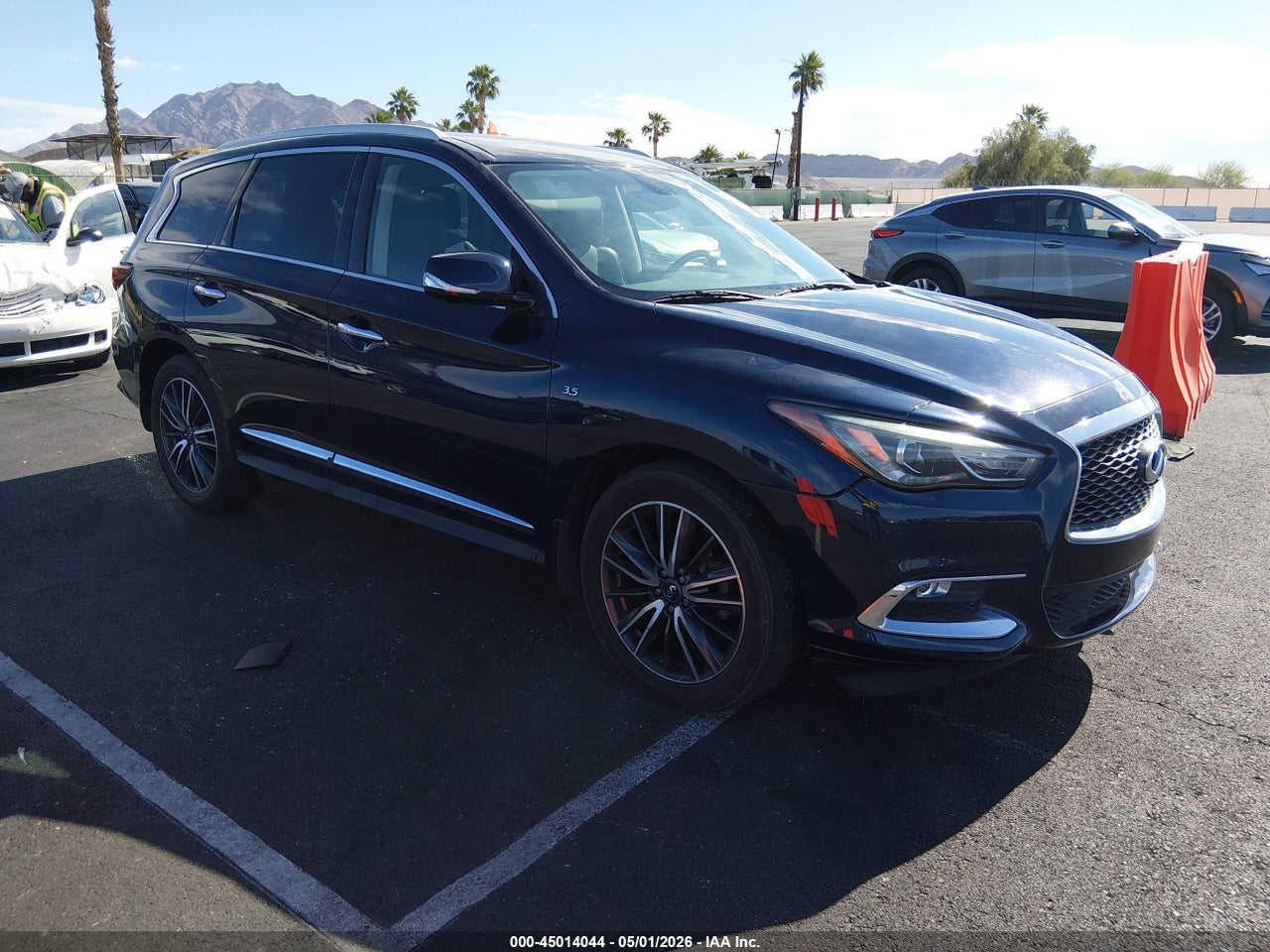 5N1DL0MN8JC****** · 2018 INFINITI QX60