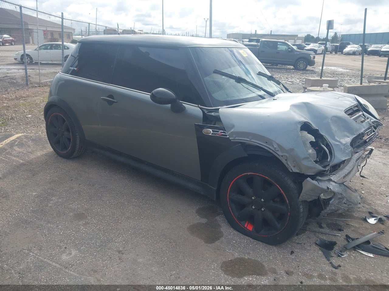 WMWRE33402T****** · 2002 MINI COOPER S