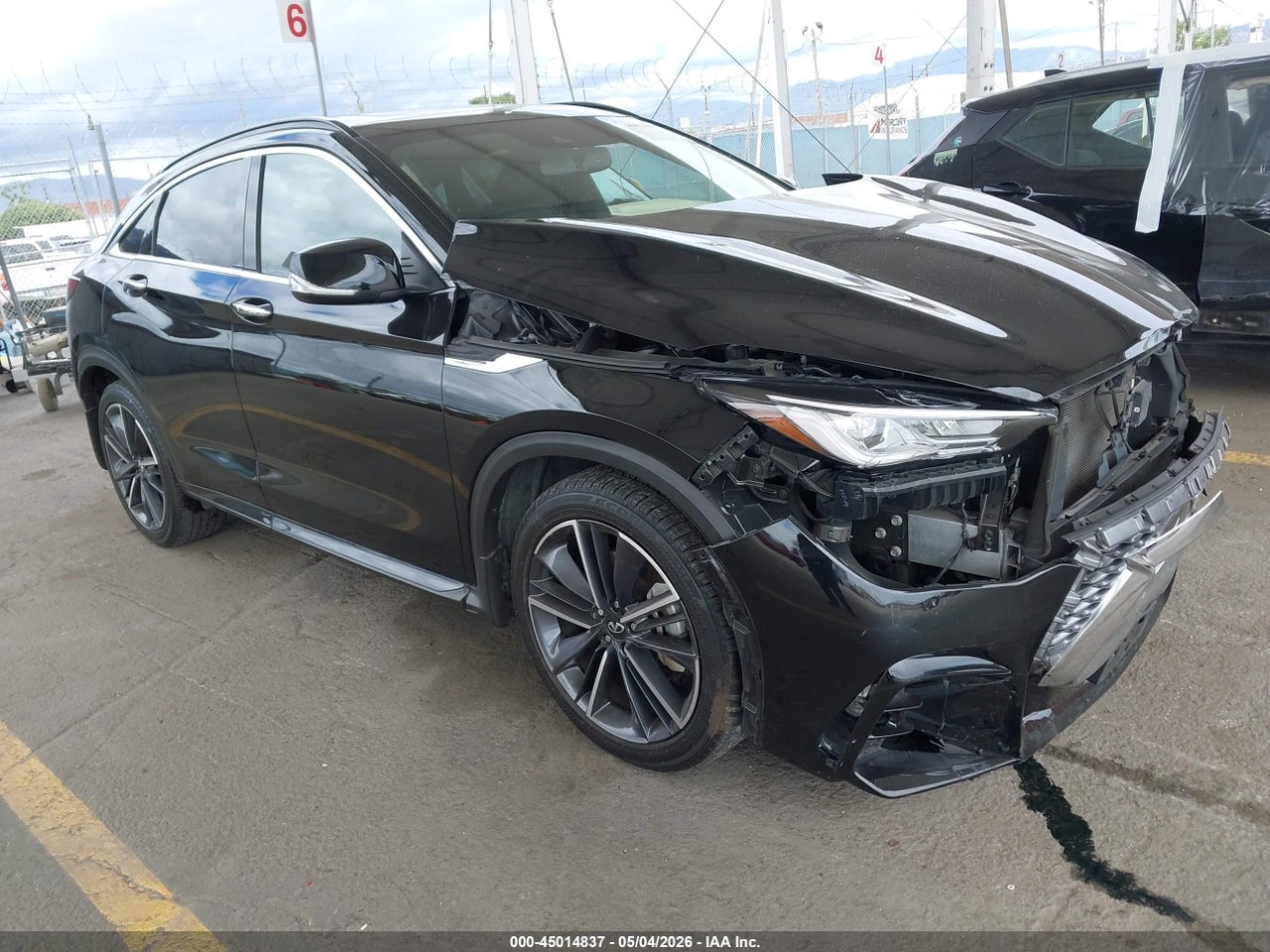 3PCAJ5JR0PF****** · 2023 INFINITI QX55 LUXE AWD