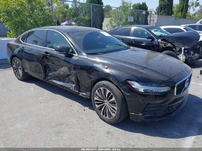 LVYA22MK9LP****** · 2020 VOLVO S90 T6 MOMENTUM