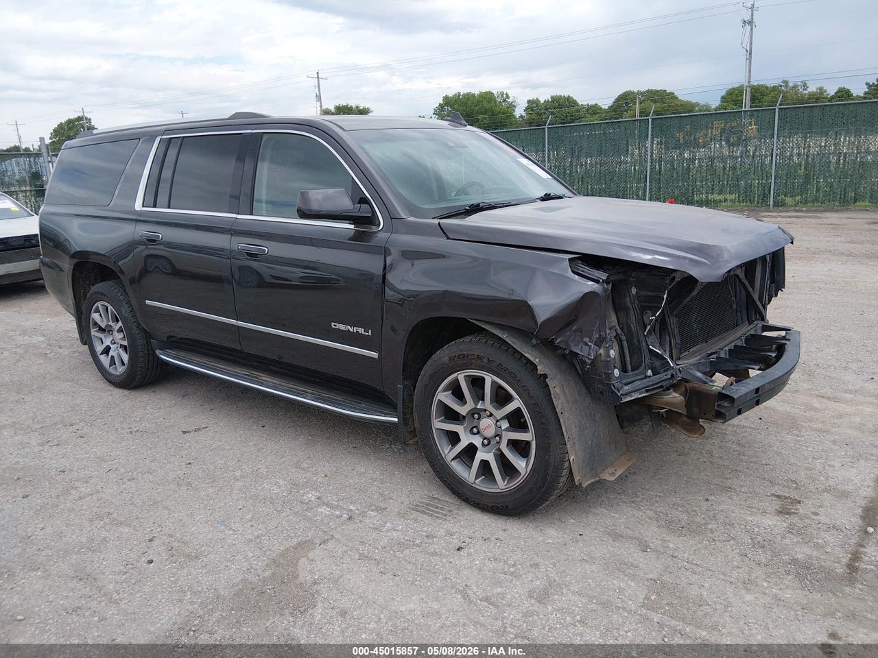 1GKS2HKJ8HR****** · 2017 GMC YUKON XL DENALI